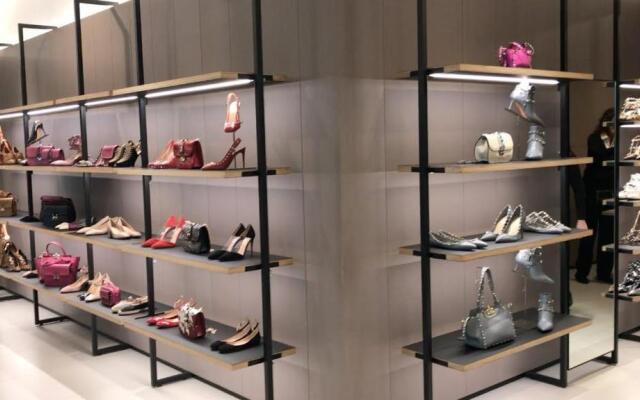 Argegno Modern Apartment