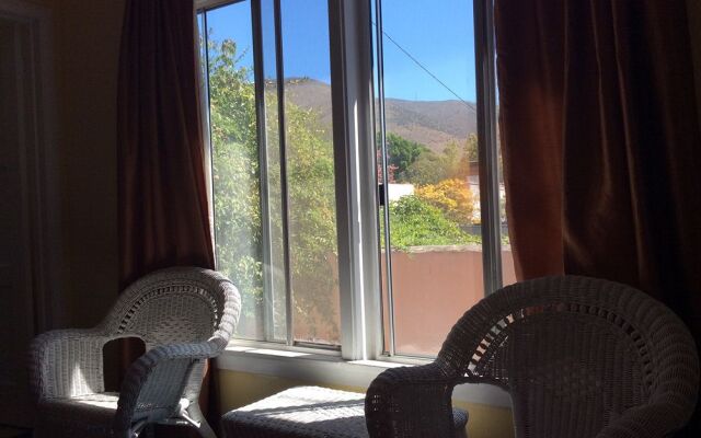 Los Padres Inn