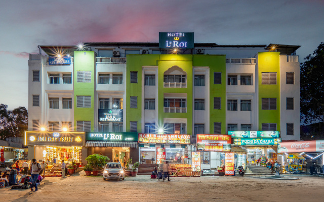 hotelImage