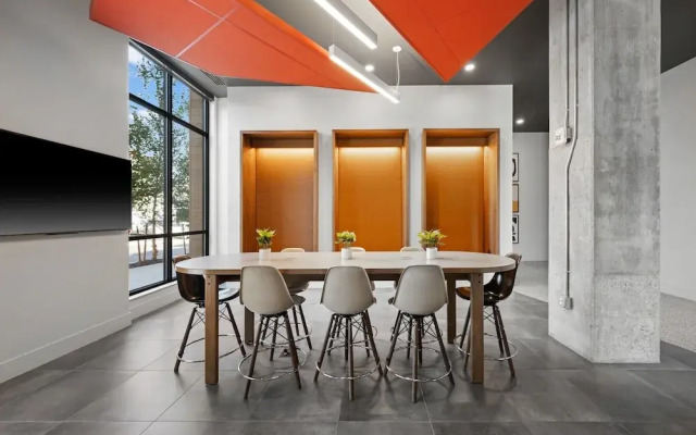 Luxury Apartments by Hyatus Boston Somerville