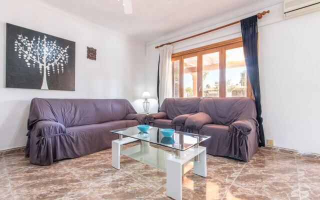 Chalet Falcó with Private Pool and Garden