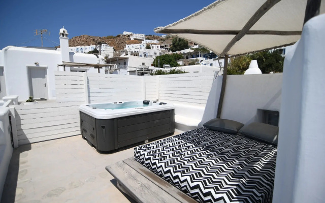 Flaskos Suites