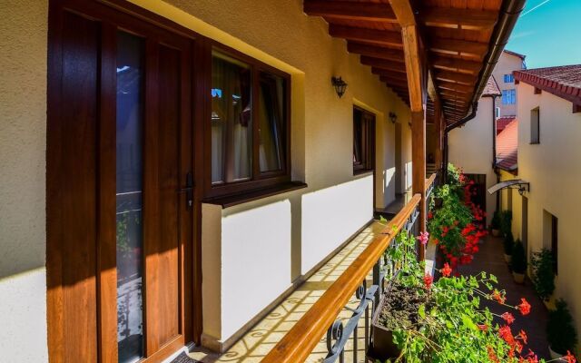 Rosen Villa