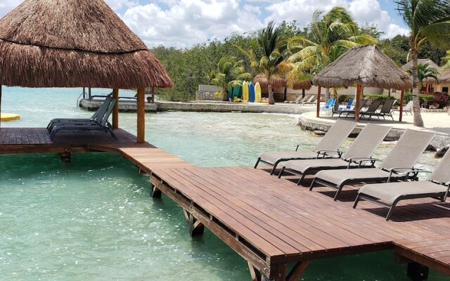 Bacalar Lagoon Resort