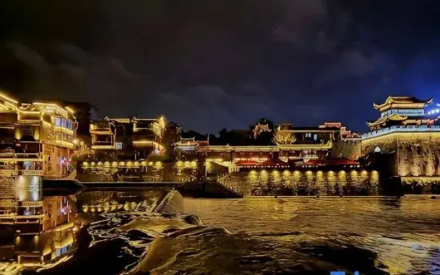 Weijia Hotel