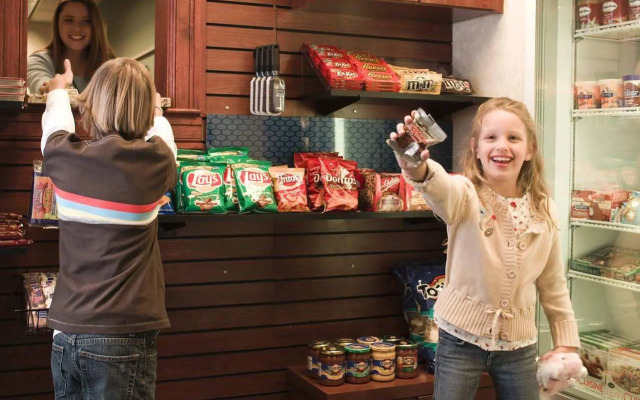 Hampton Inn & Suites Center