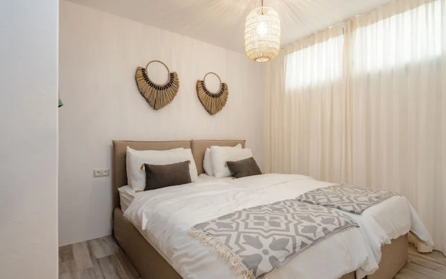 Maison Solea Plaka With 3 Bedrooms and 3 Bathrooms