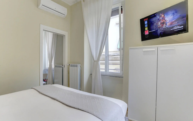 APPARTAMENTO SANTI QUATTRO 1 e 2 - COLOSSEO