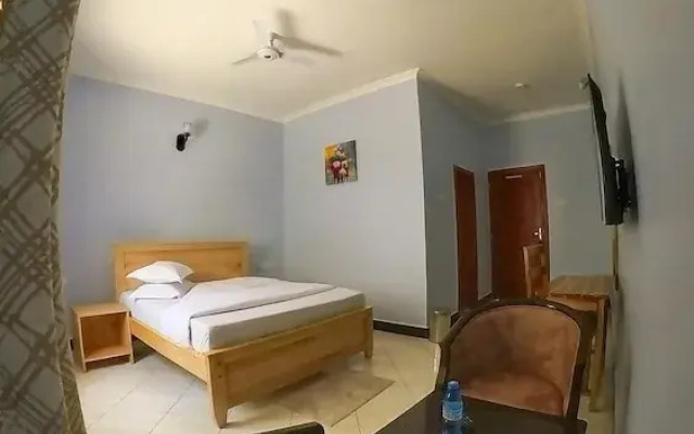 Hideway Resort