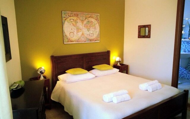 Blue Dolphin Bed and Breakfast