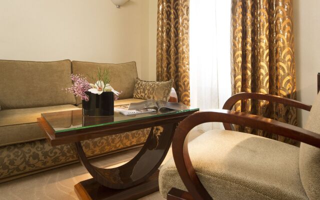 Hôtel Raspail Montparnasse