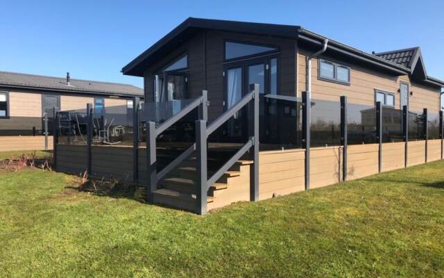 2-bed Lodge Nearby the Beach in Berwick-upon-tweed