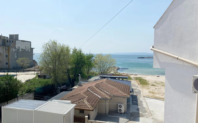 25m FROM THE BEACH!! Luxury Sea Paradise Apartment