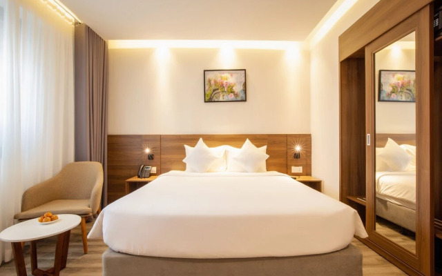 Merlot Hotel