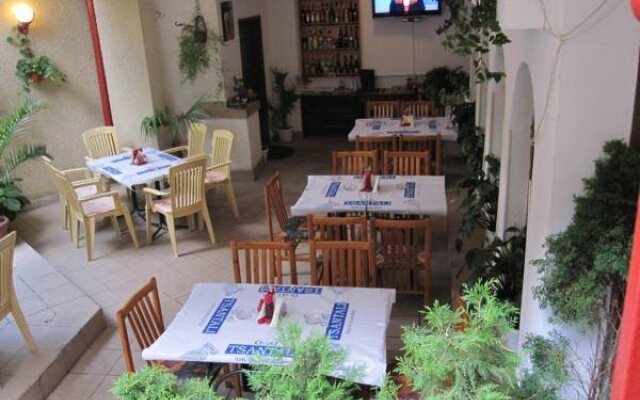 Family Hotel Apolonia