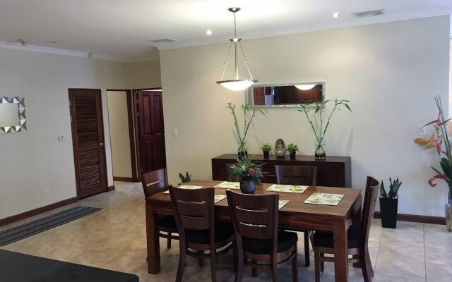 La Reserve #A4 Luxury Condo