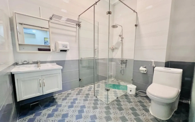 Truc Huyen Hotel