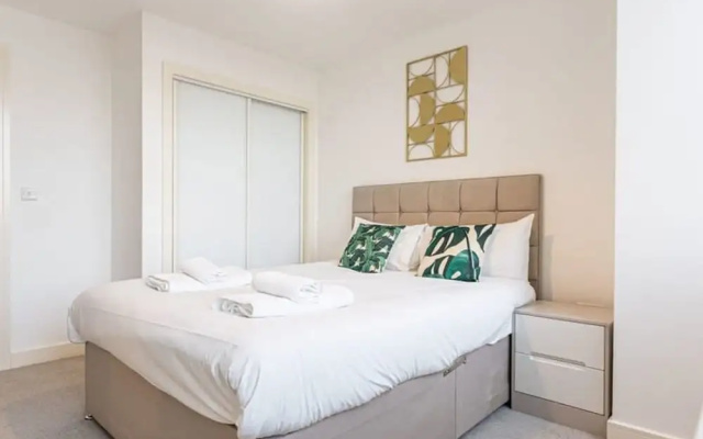 Sevenstays Broadway Residences - Gym and Parking