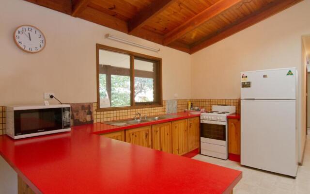 Alrima Lodge, Bright
