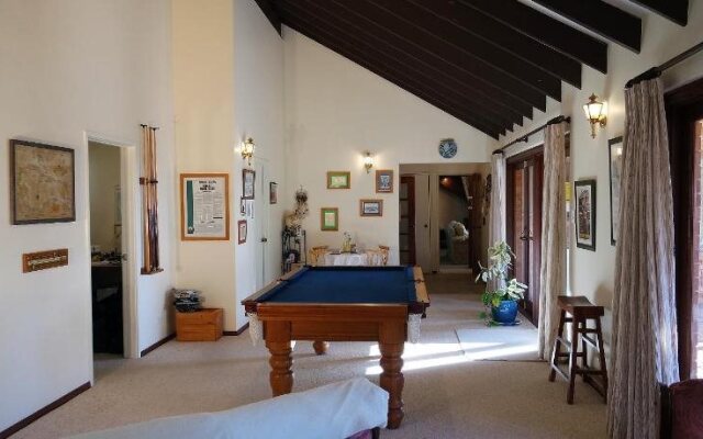 Eleebana Guest House