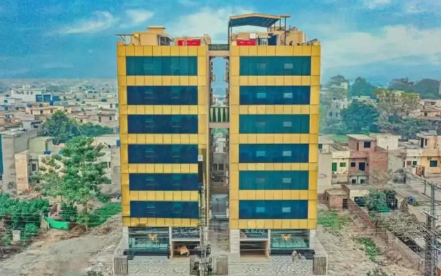 The Rich Hotel & Apartments