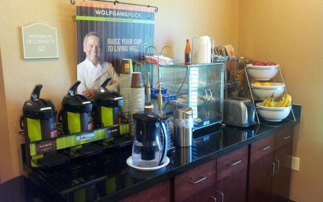 Cobblestone Inn & Suites - Hartington