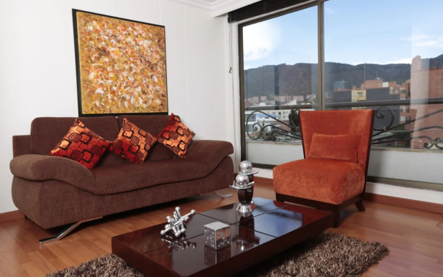 Hotel Suites 108