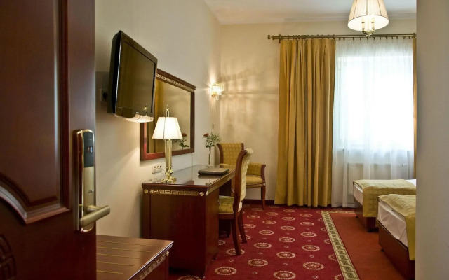 Hotel Holiday Park