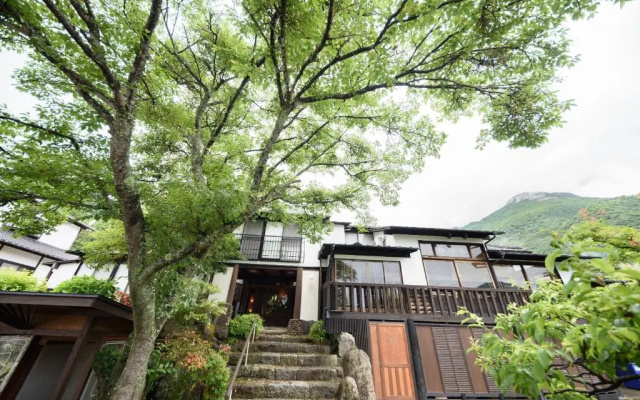 Yufuin Onsen Tsukanoma