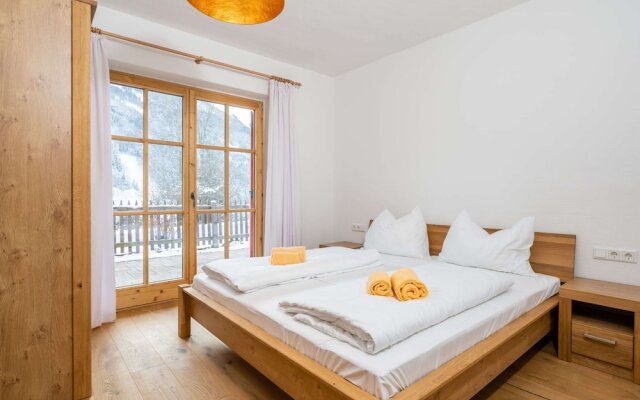 Quaint Chalet in Wald im Pinzgau with Garden near Ski Slopes