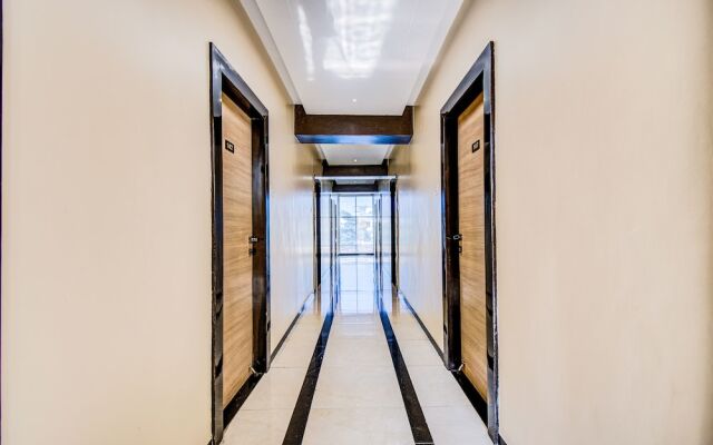 OYO 11576 Hotel Krishna Regency