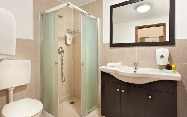 Fauzi Azar by Abraham