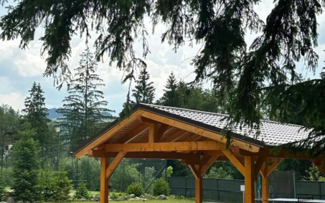 Pension/Apartments Kúria na Táloch