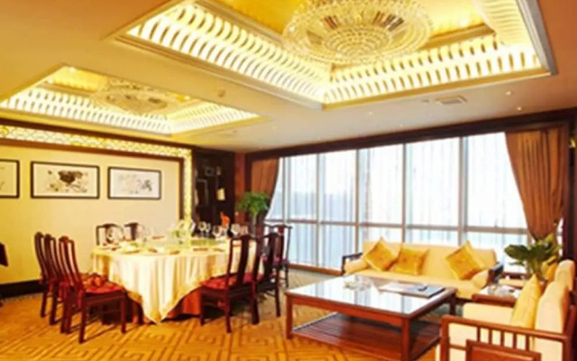 Queens Palace