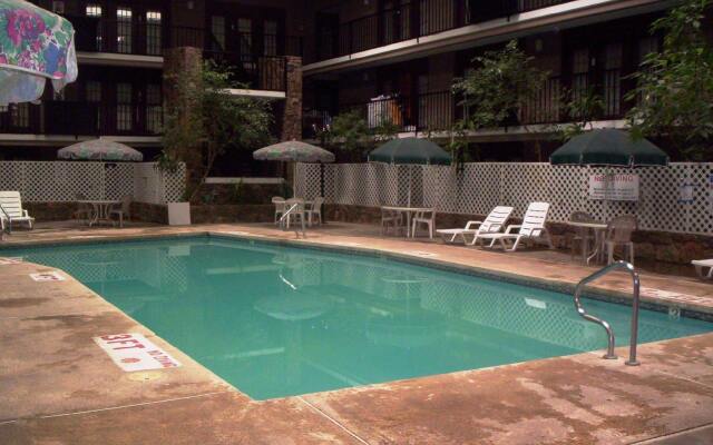 The Cactus Cove Inn and Suites