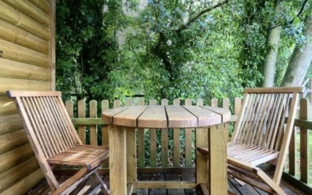 Inviting 1-bed Cabin in Newmarket