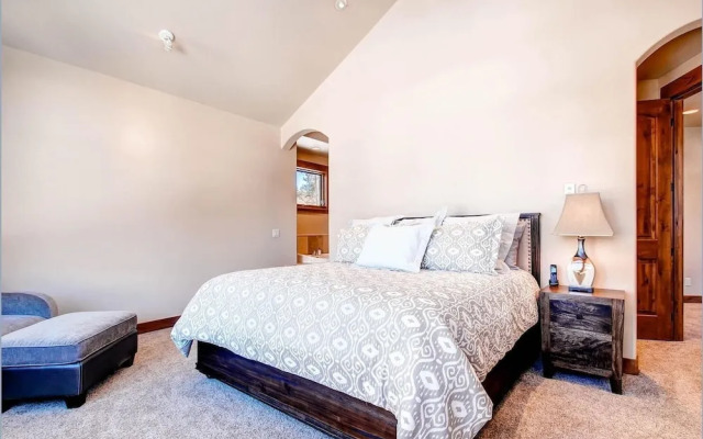 Riverwood 4 Bedroom Home by RedAwning