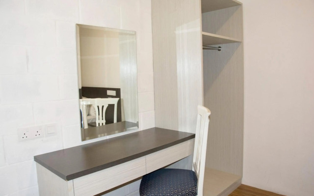 Promenade Service Apartments