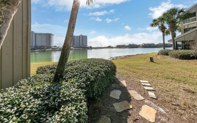 Boardwalk 199 3 Bedroom Condo by Redawning