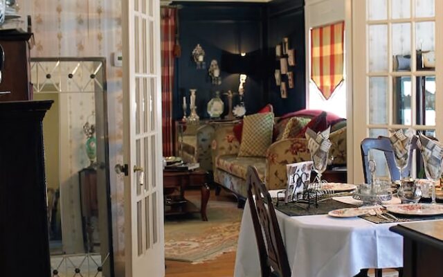 At Home B&B at Rose Manor by Elevate Rooms