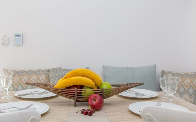 Naxian Lounge Villas