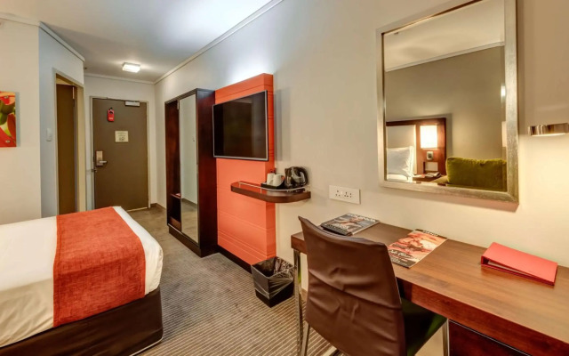 Stayeasy Eastgate.