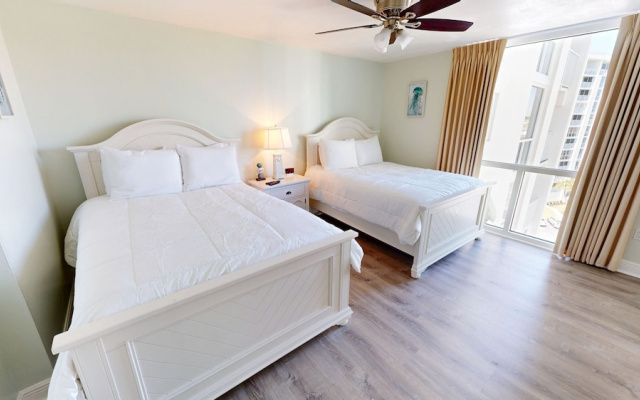 Shoreline Towers 2082 2 Bedroom Condo
