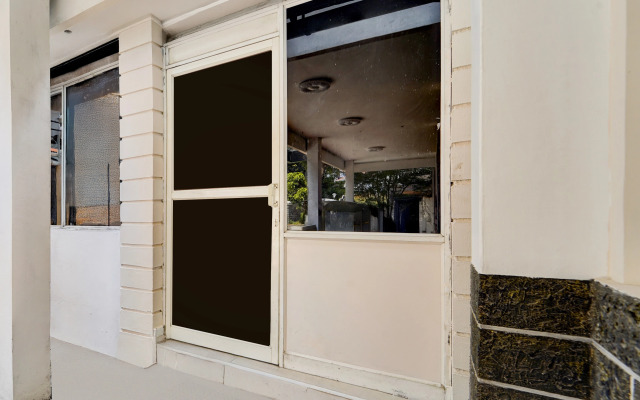 Super Townhouse Deshabhimani Road Kaloor Kochi