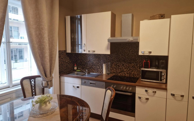 Urban Downtown City Center Apartments