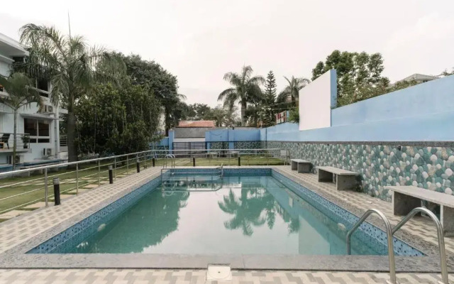 Treebo Sns Grand Inn