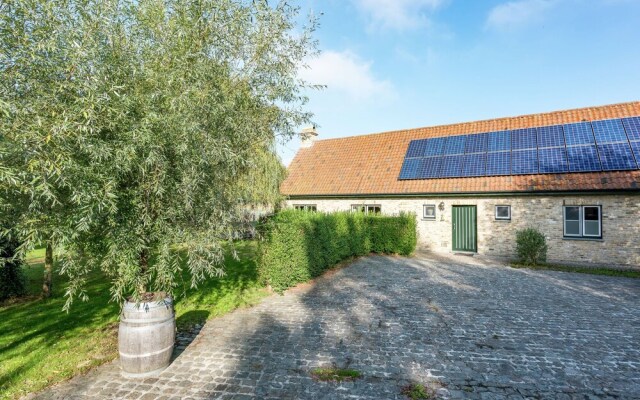Rural Villa, 4 Kilometres From the Beach