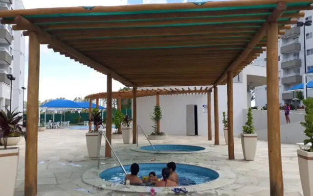 Lagoa Quente Flat Hotel Via Caldas