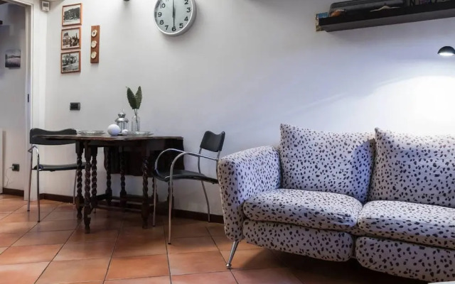 Altido Navigli by Night