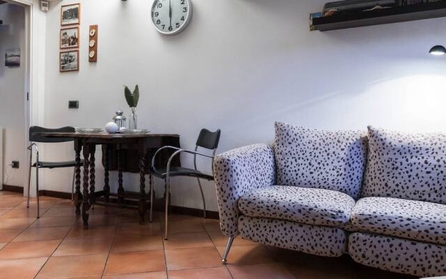 Hintown Navigli by Night